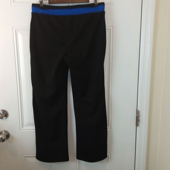 (3/$20) Be inspired black and blue yoga pants - Picture 5 of 9